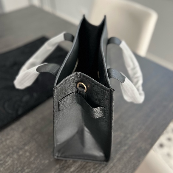 The Medium Tote Bag Handbag Purse Crossbody Black Faux Leather - Picture 7 of 7